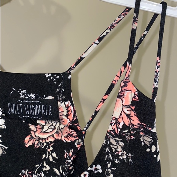 Shirt/Tank - Picture 3 of 5